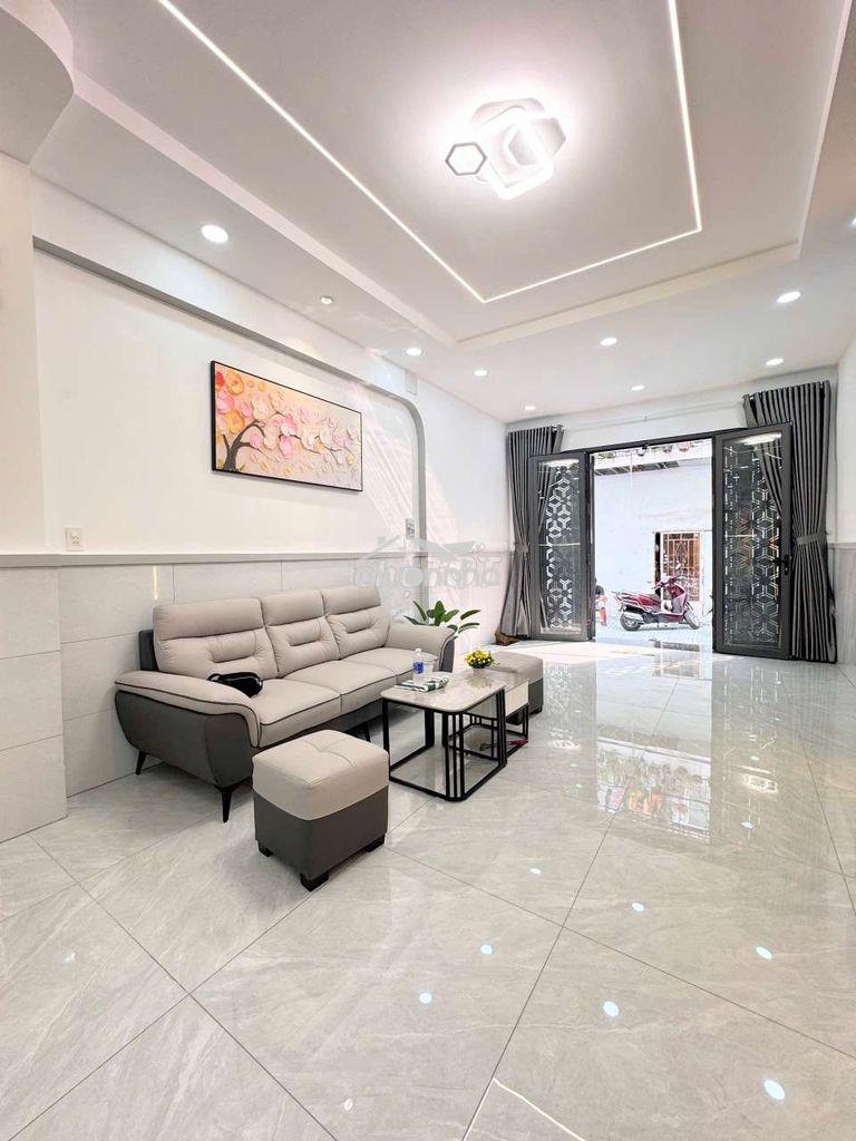 Ngang 4.2 dài 10m, nhà đẹp gần đại học bách khoa, ngay lạc long quân - 3