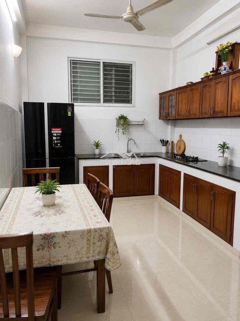 Nhà ngon chính chủ 1 đời - 60m2 | 3 tầng | 3 pn | sân để xe - 3