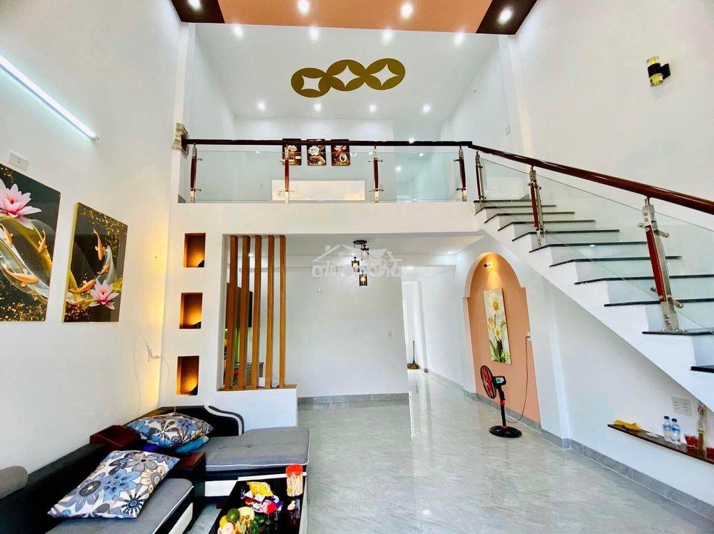 Cô chú gửi bán căn gác lửng ngay sau lưng cty pouchen gần trung tâm - 2