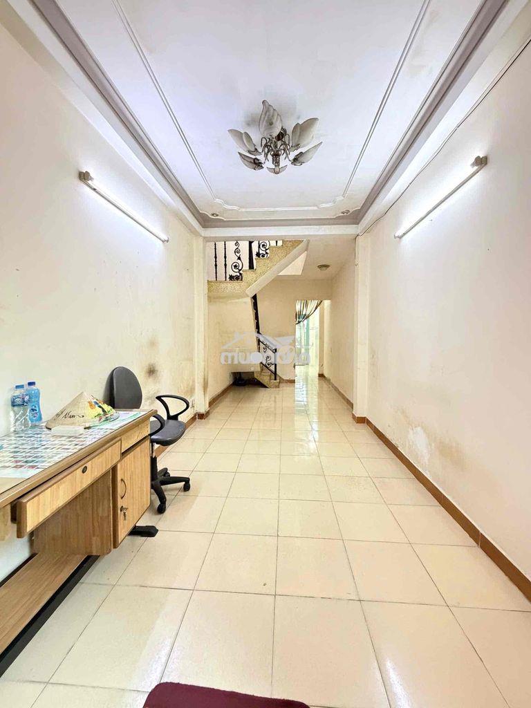 Ngay cầu nguyễn tri phương - 72 m² cn - 2