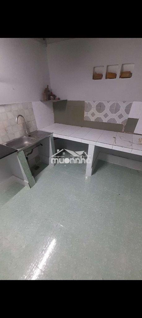 Nhà sạch sẽ dt sd 90m²,nhà c4,gác lửng 2pn ,1 wc ,sân rộng thoáng - 4