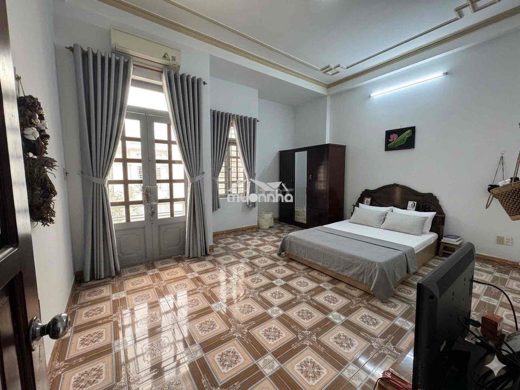 Gần sân bay , 5x22 , 4 tầng xe hơi đậu nhà , 8p cho thuê , nhỉnh 6 tỷ - 2