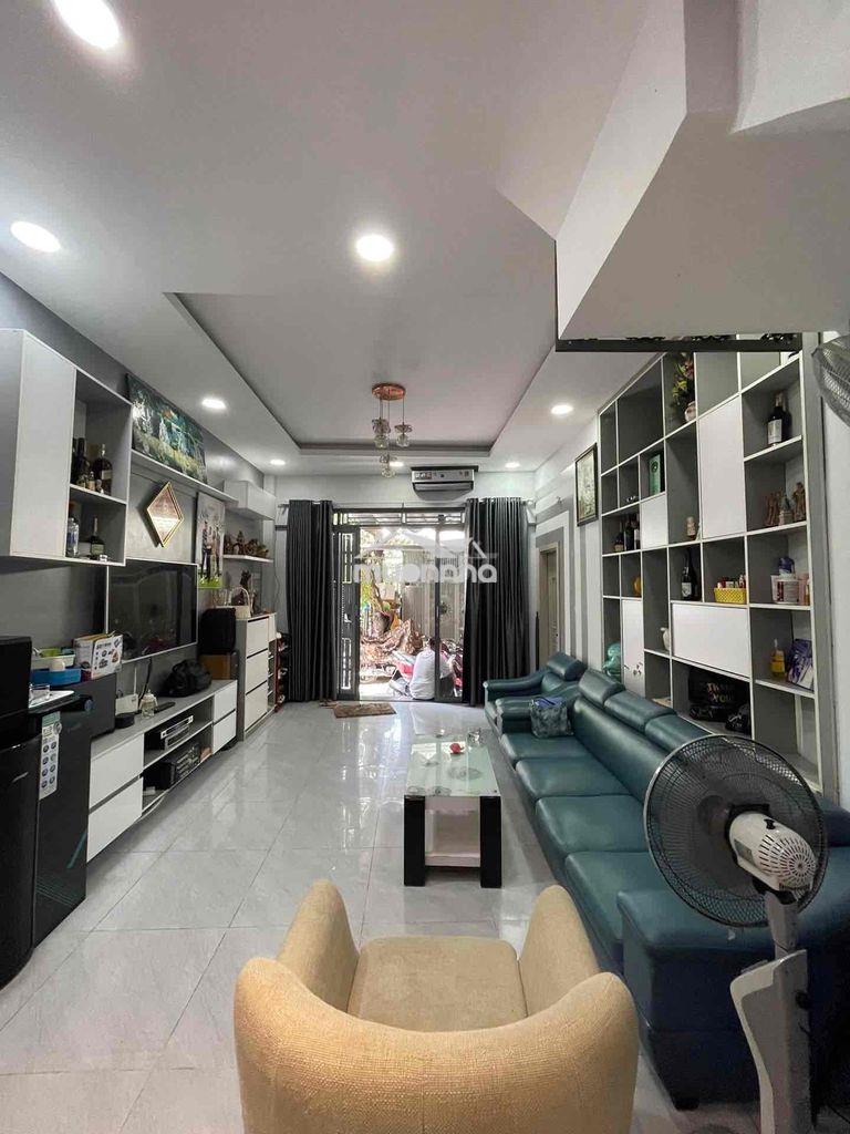 Gần sân bay , dt 5x14 nở hậu 3 tầng , xe hơi đậu nhà , nhỉnh 5 tỷ - 2