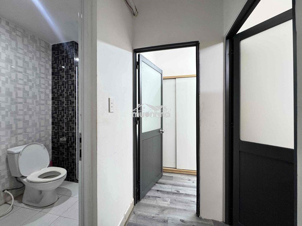 Căn hộ 2pn ban công máy giặt riêng gần cityland ở ngay được - 3