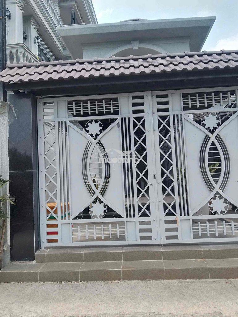 Kẹt tiền bán lỗ