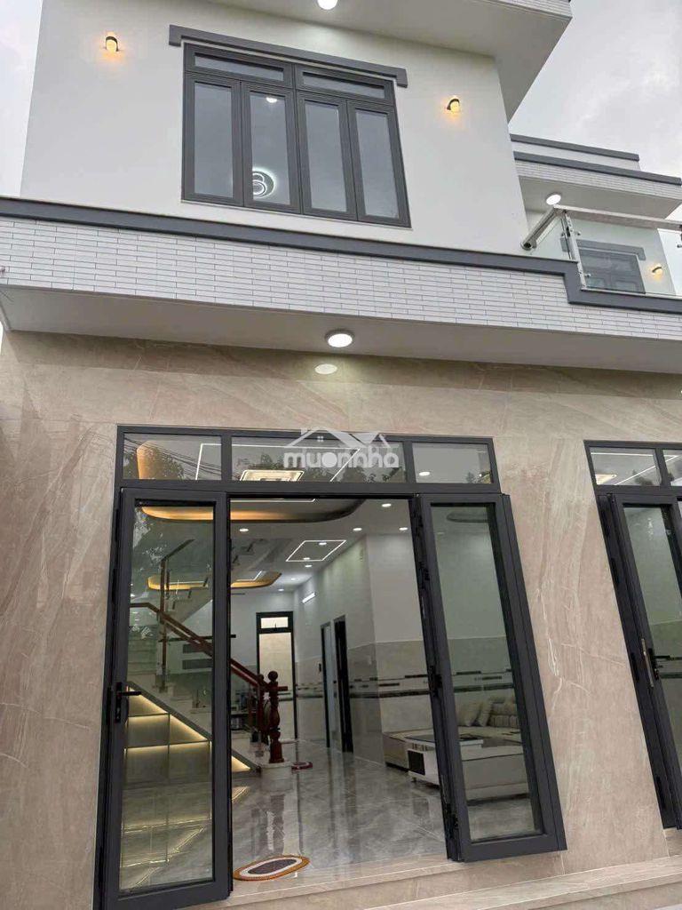 Nhà bán ngang rộng đúc lầu khu dân cư - 2