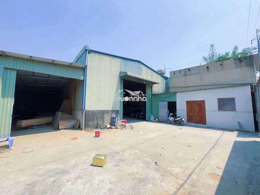 Xưởng dĩ an đất 2000m xưởng 1000m giá 65 cont đi 24/24 - 3