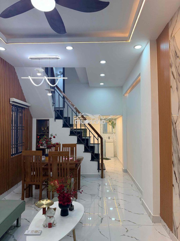 Nhà 3 tầng 3pn chỉ hơn 3tỷ