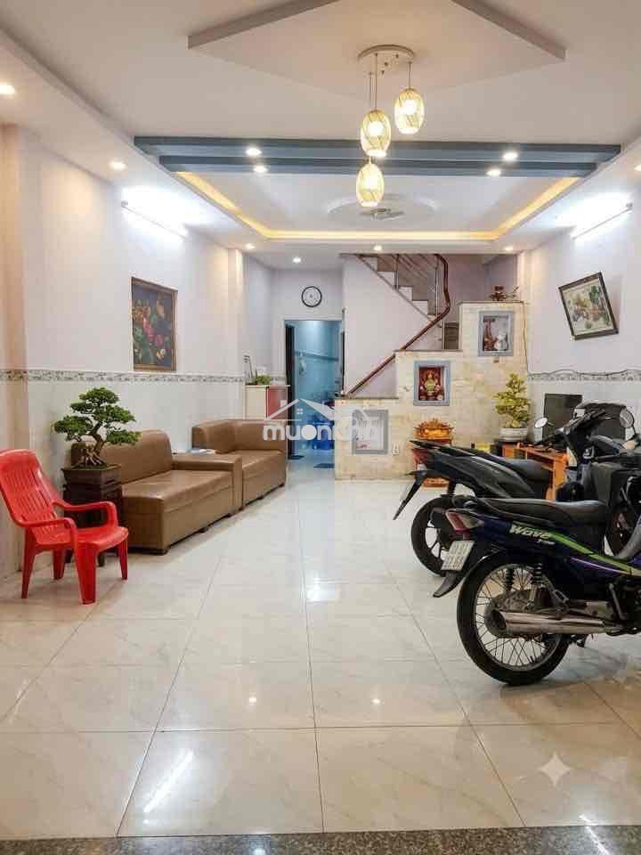 Nguyễn thị thập - 4 tỷ 990 - ôtô tới cửa - nhà 2 tầng 72m2 - ngang 6,4 - 2