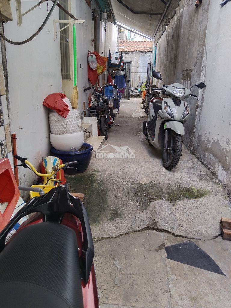 Bán nhà hẻm 2,5m quận 6 - 3