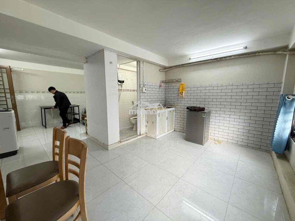 40m2, 1 phòng ngủ tách bếp,  ngay 179 đặng thuỳ trâm bình thạnh - 4