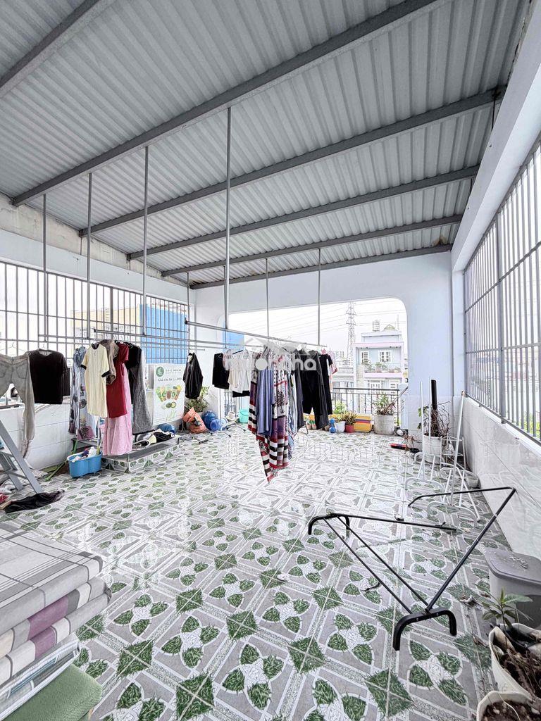 Mặt tiền nguyễn văn khối - 3