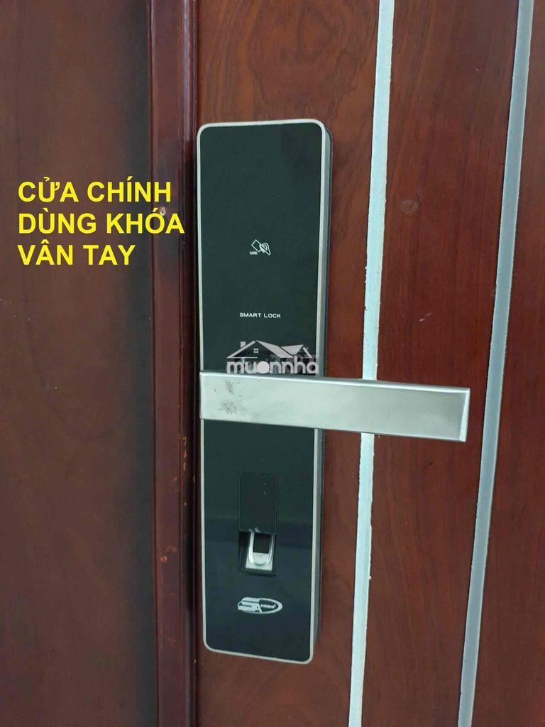 Chung cư  zentower 1ty450 có sổ hồng riêng q12