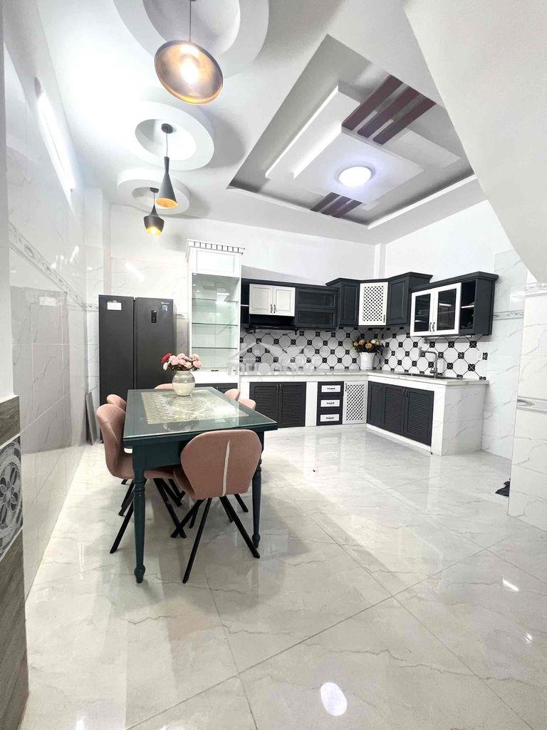 Cho thuê nhà 5x10m 3lầu 5pn.7wc full nội thất quang trung 15tr