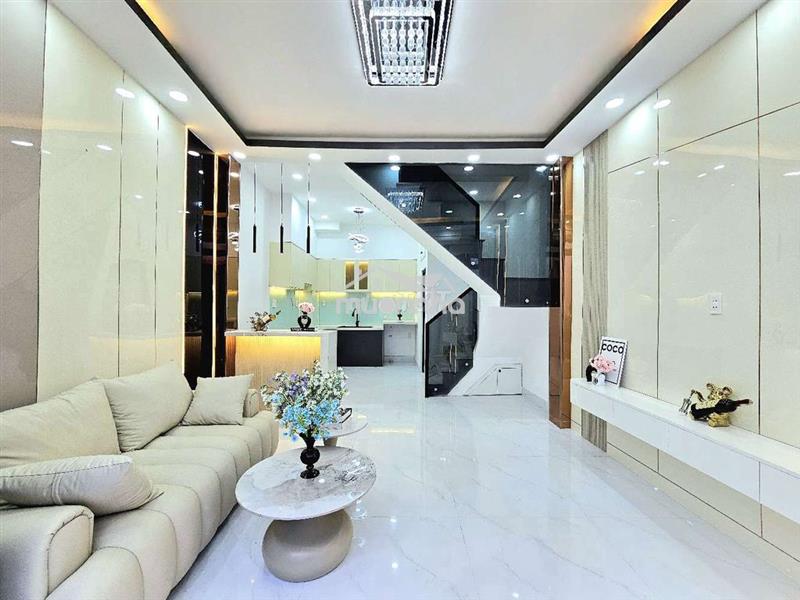 Nhà sổ hồng 4x8m 1 lầu xe hơi kế nhà 2 tỷ 090 gần phú mỹ quận 7