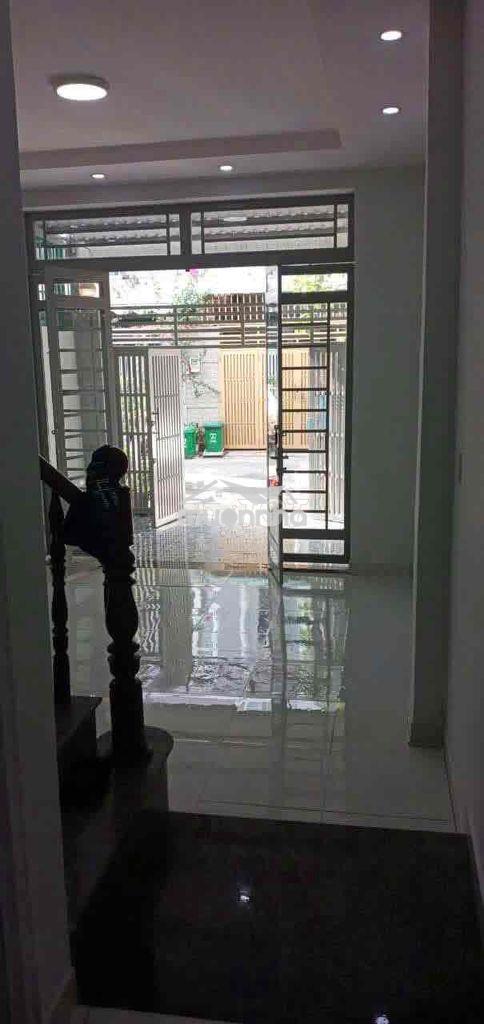 Chính chủ cho thuê nhà 3 tâng p phú hữu qiaps quận 2 4pn 8tr - 2