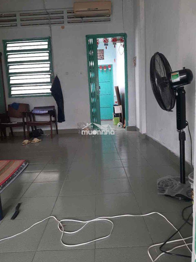 Căn hộ tập thể cho thuê nguyên căn
