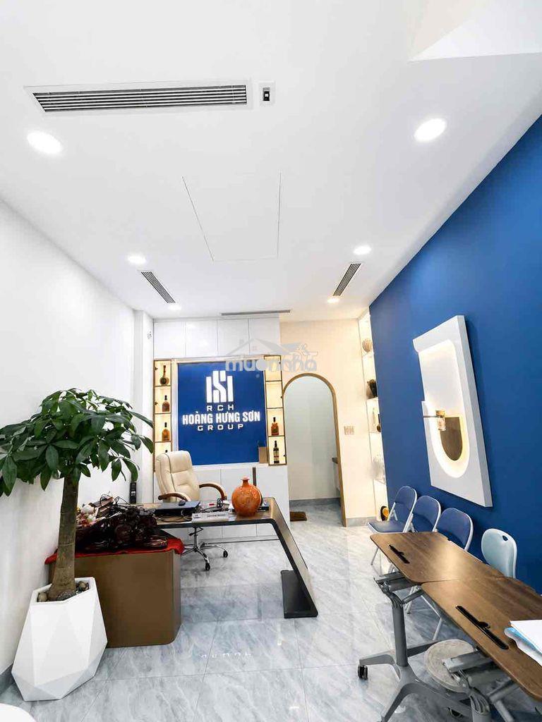 Nguyễn sơn . 3tầng . 3.4mx 10m .dt 34m - 2