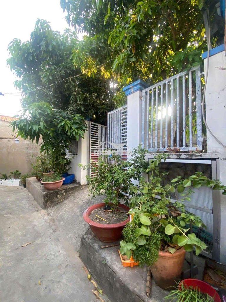 Bán nhà 134m2 sổ riêng có sân trươc to hẻm 2680 huỳnh tấn phát chùa bà - 4