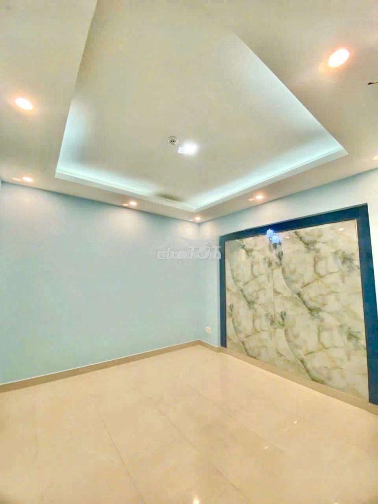 Cho thuê góc 2mt giáp tên lửa dt 4*20m - 4