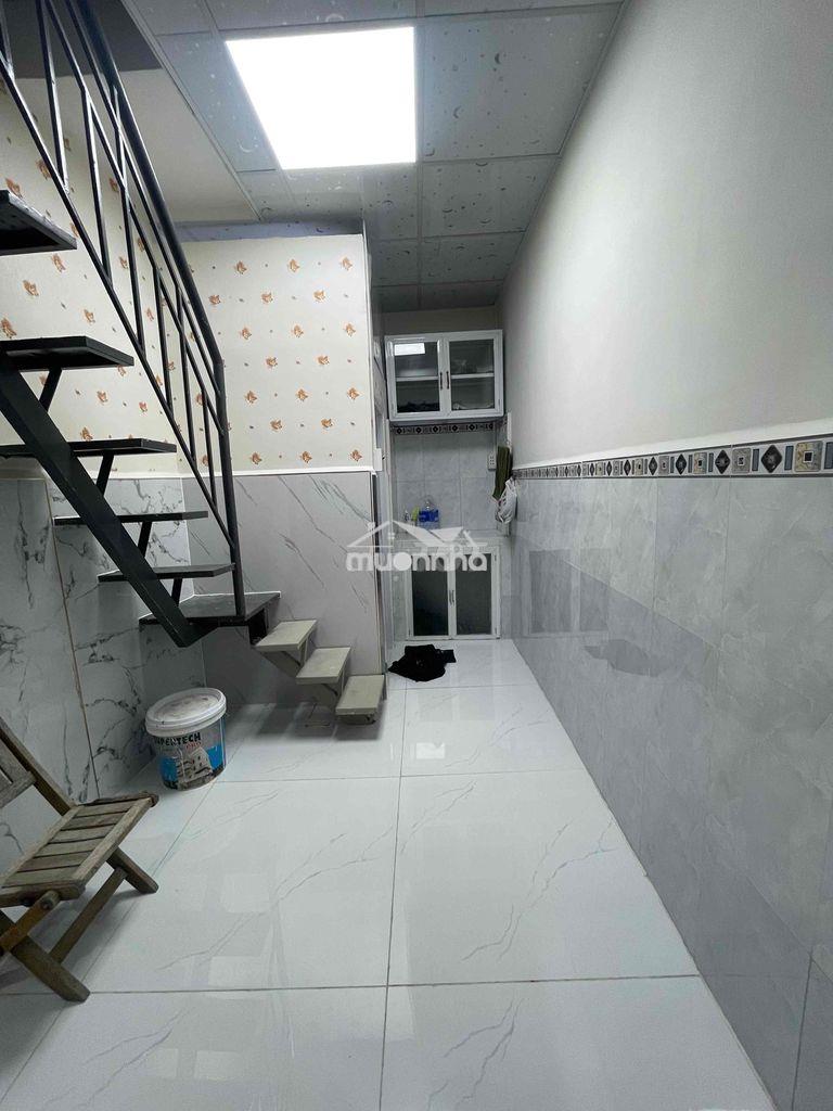 Bán nhà 2 tầng gần đưởng hẻm thông nguyễn tất thành - 3