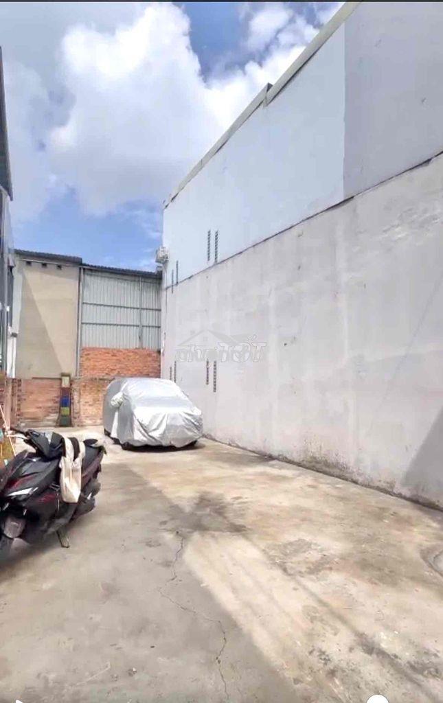 Nhà 4.5m x 16m 2 tầng gần mặt tiền đường thới an 22 ngay ubnd q12 cũ - 2