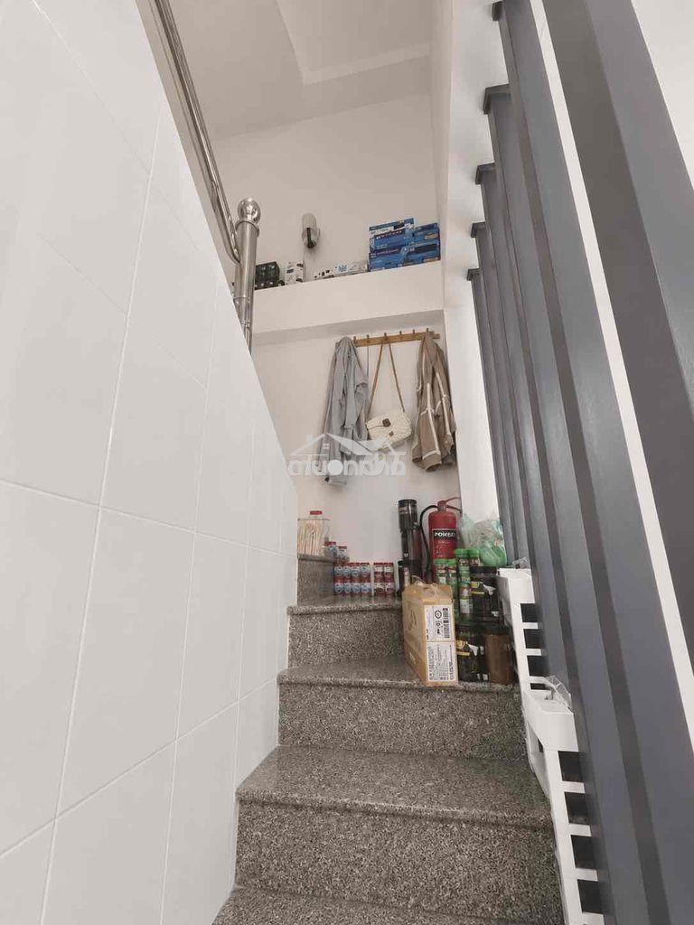 Trần xuân soạn - 4pn 3wc - 1 trệt 2 lầu - ko quy hoạch - 4