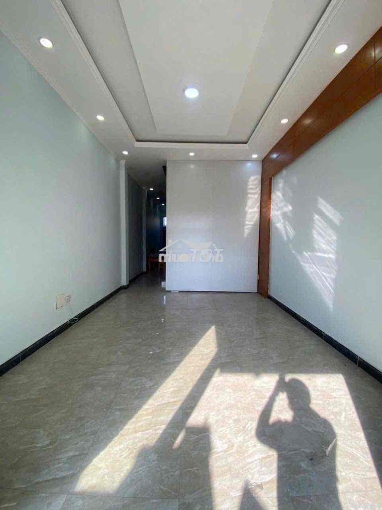 Cho thuê nhà phố 4pn4wc nội thất cơ bản nằm trong khu dân cư phúc đạt - 4