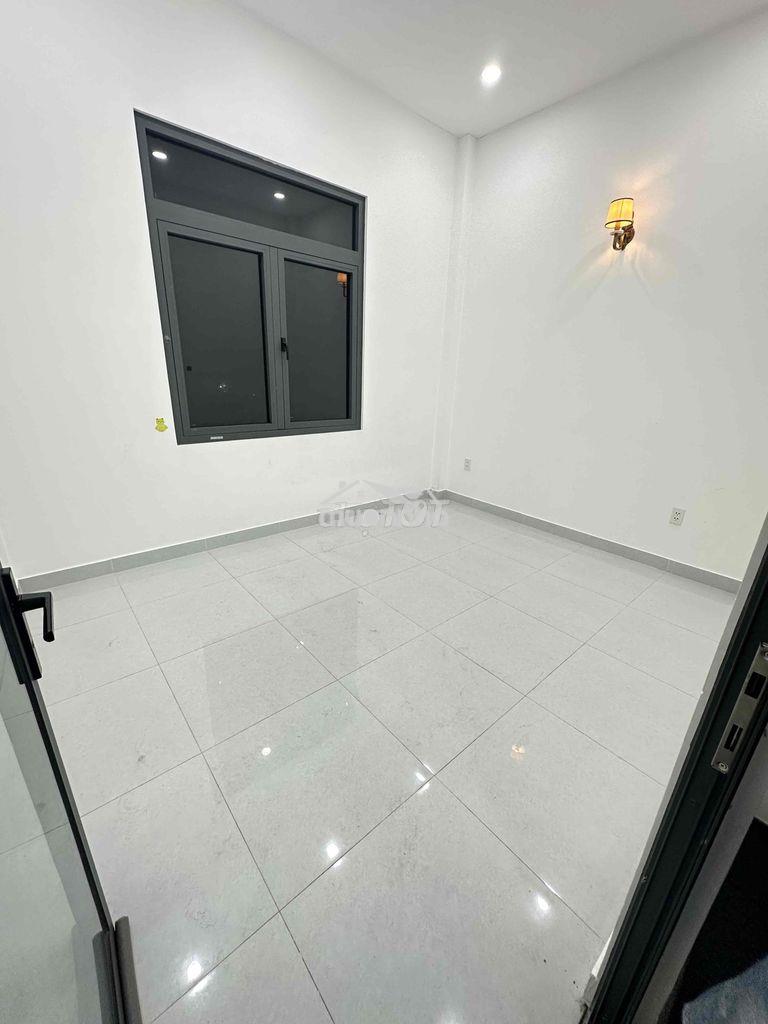 Bán nhà tỉnh lộ 10 - chợ bà hom- 4 x 14 m. 2 tầng. đường xe hơi 8m - 3