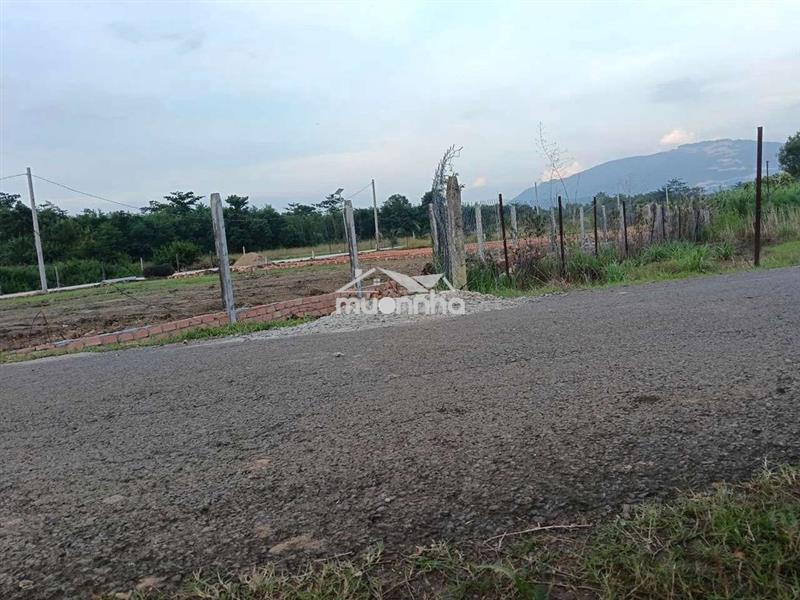 Đất mặt tiền phong thủy tốt 