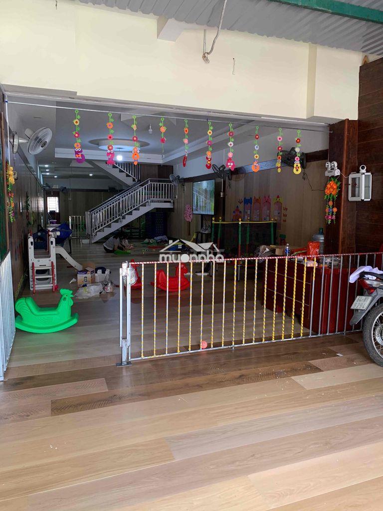 Bán nhà 3 tầng đang cho thuê làm trường mầm non - 2