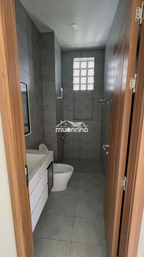 Nhà trệt 3 lầu 240m2, khu bên sông đs27, hẻm xe tải - 3