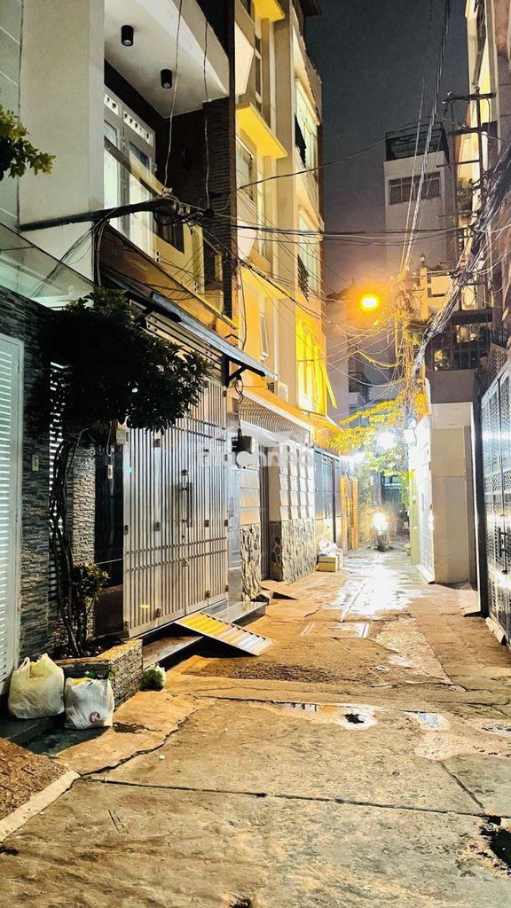 Quận 10, hoà hưng, sử dụng 53m2, giá 3,8 đ, phù hợp gia đình ở.
