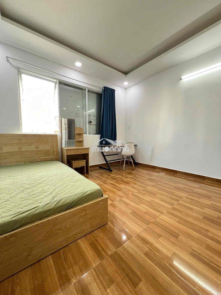 Studio cửa sổ trời rộng ngay sân bay đường lam sơn