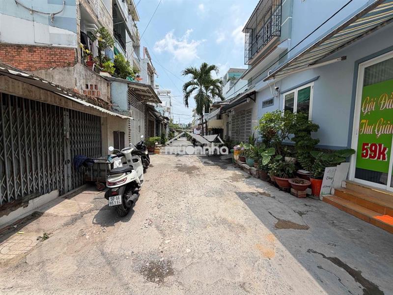 Chính chủ bán nhà ngang 5,8 hẻm xe hơi 12m, đường số 9 , quận 8