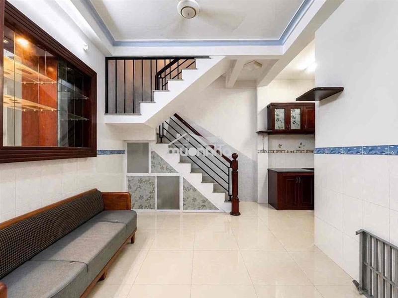 Cho thuê nhà sát ngã 4 phú nhuận 4 tầng, có sân thượng, 80m2 dtsd