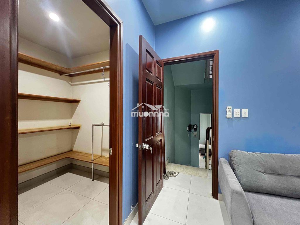 Chính chủ cho thuê phòng - ngay chợ xóm chiếu - hẻm oto - quận - 4