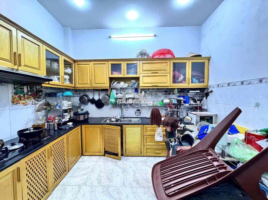Chỉ 5,75 tỷ - khu lê trọng tấn bình tân 40m2 4 tầng hẻm xe hơi tới nha - 2