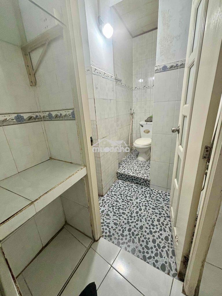 Chính chủ bán nhà 1 xẹc huỳnh khương an, cách mặt tiền 2 căn nhà - 3