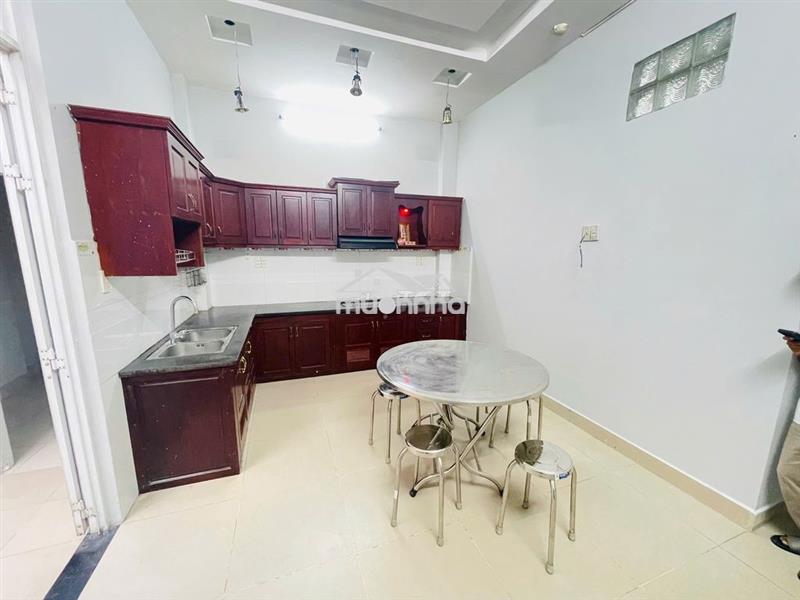 Full nt 50m2- p.ngủ p.bếp- sân phơi riêng ở 5,6 người ngay lê văn việt