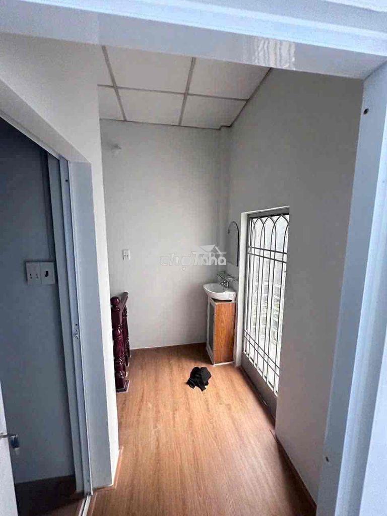 Căn nhà rộng cho thuê lâu dài - 4