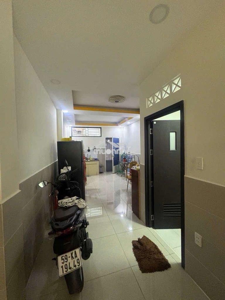 Ngay vòng xoay phú lâm q6- nhà 3 tầng- 52m2 - hẻm ôtô tránh chỉ 6. tỷ - 3