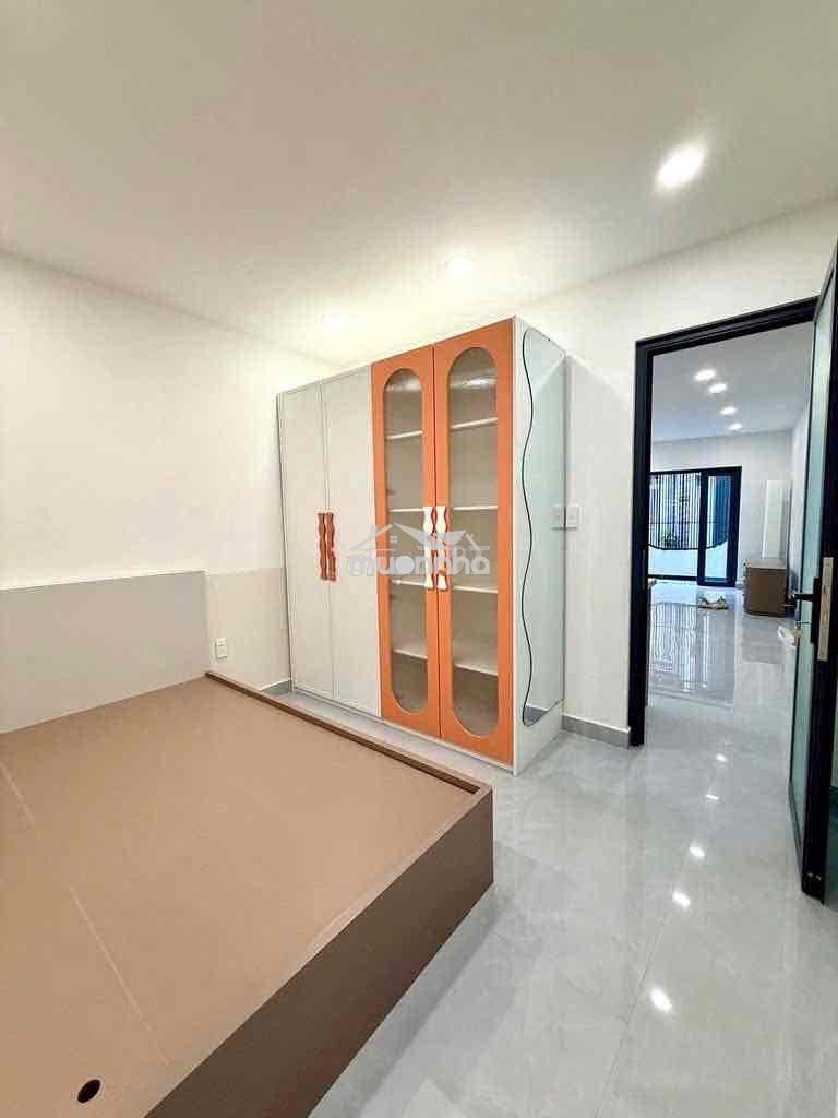 Nhà đẹp 2,5 tấm hiện đại dt 6,3*12 giá 7 tỉ 490 tl - 3