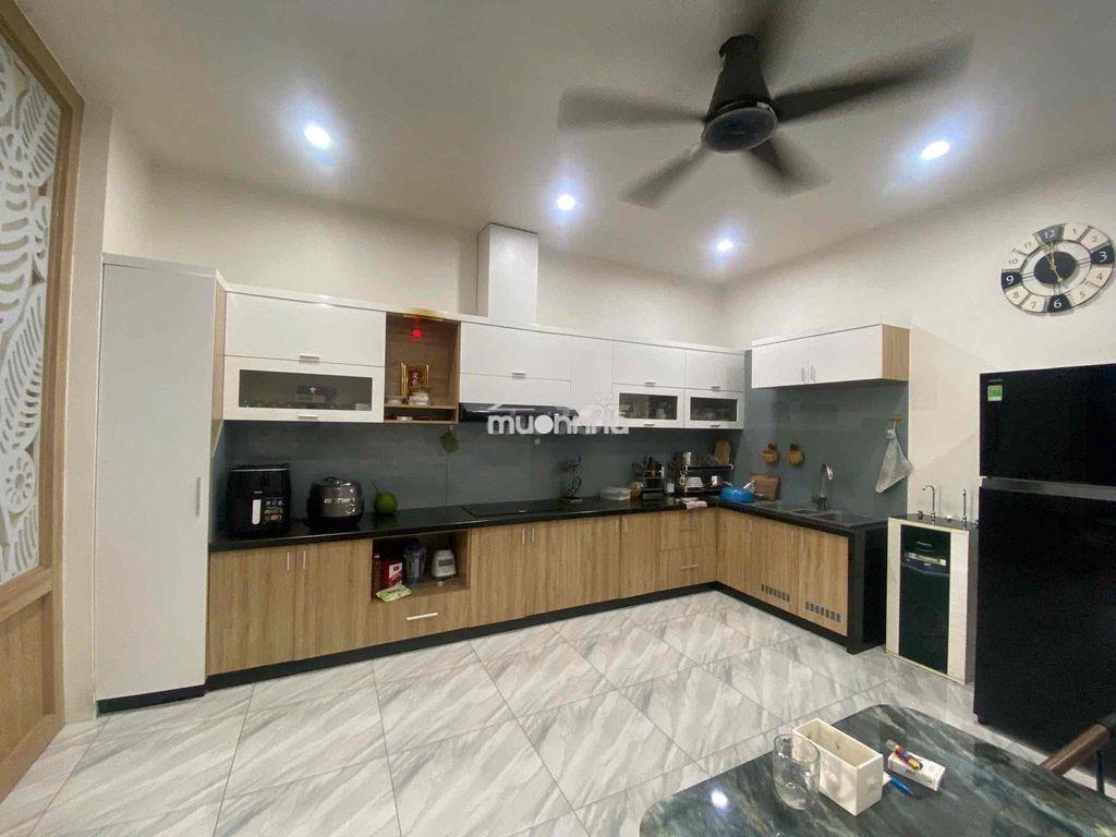 Nhà trệt lầu đường xe hơi phú mỹ 3pn chỉ 8tr - 3