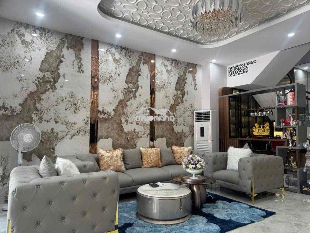 Nhà 3 tầng full nội thất cao cấp diện tích sàn 282m2 - 2