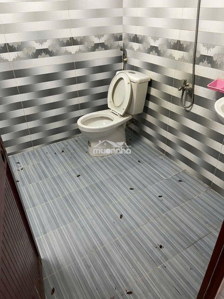 Nhà 1 lầu đúc, 5m x 20m, 2pn (có máy lạnh), 2wc, hẻm 2.5m hậu giang - 2