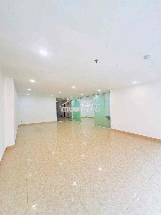 Diện tích sử dụng 100m2 sàn - ngay khu biệt thự - số 7 kỳ đồng, quận 3 - 4