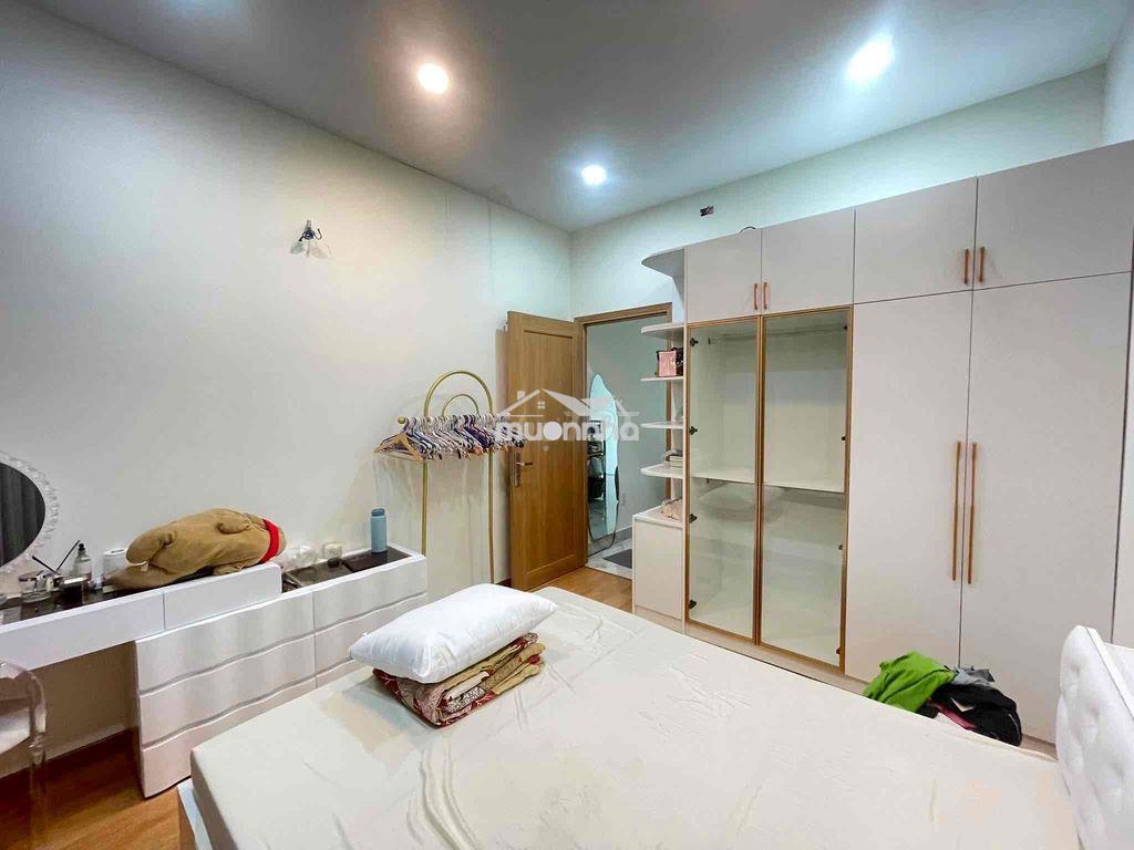 Bán nhà mới trung tâm quận 1 - diện tích khủng - chỉ 6 đồng - 4