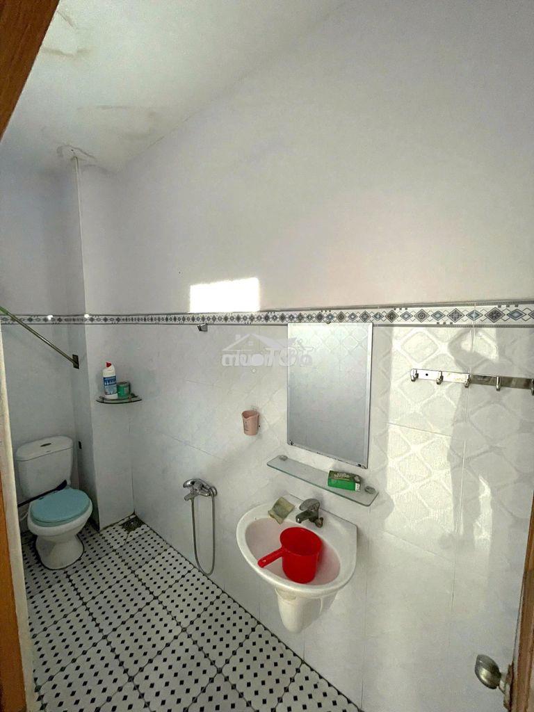 Phòng trọ đẹp, máy lạnh, ban công, giá chỉ từ 3 triệu - 4