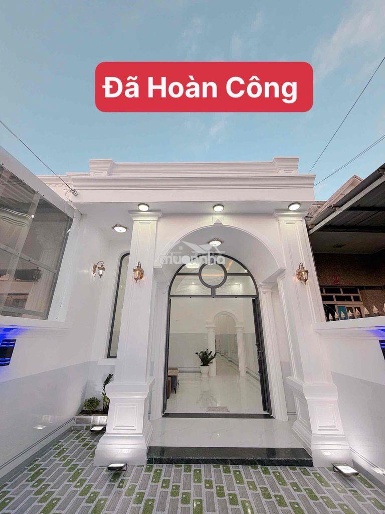 Chỉ 1 tỷ 860 tr sở hữu nhà tân cổ điển sổ hoàn công giáp bình chánh